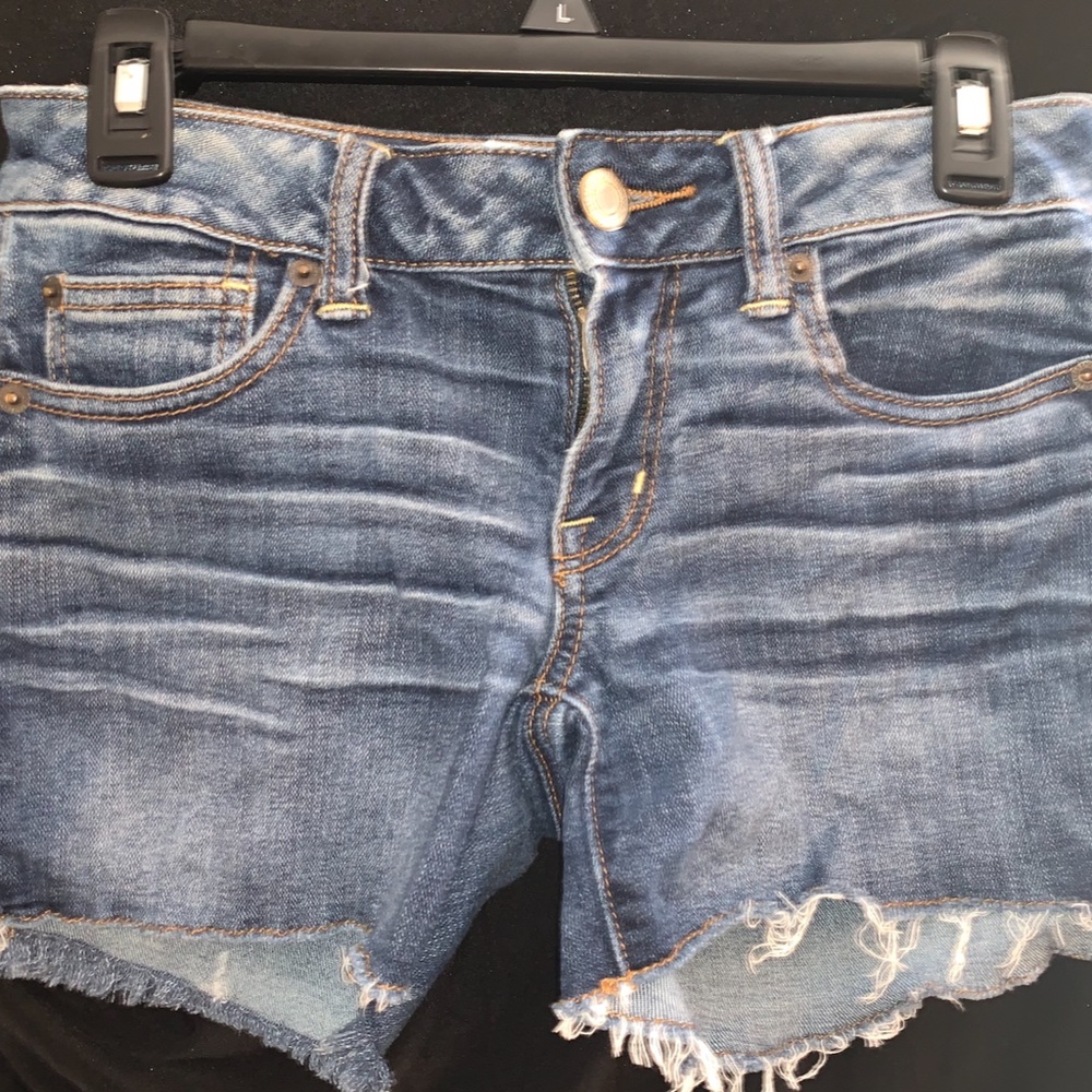 AMERICAN EAGLE SHORTS SIZE 0